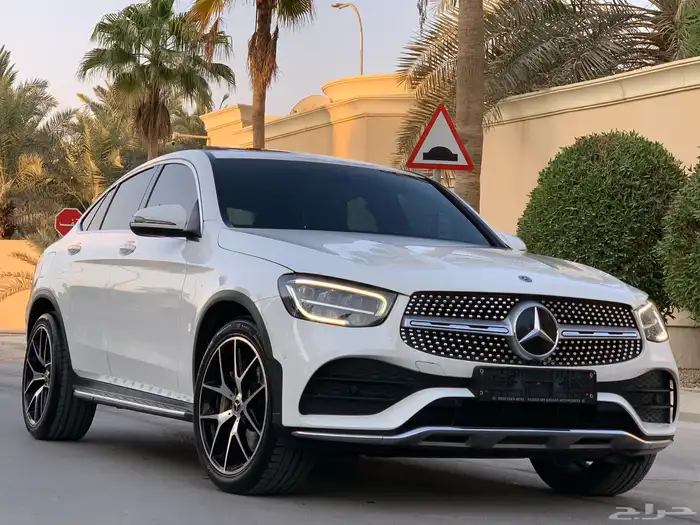 مرسيدس GLC200 موديل 2020 بحالة الوكاله ممشى 63 الف 1