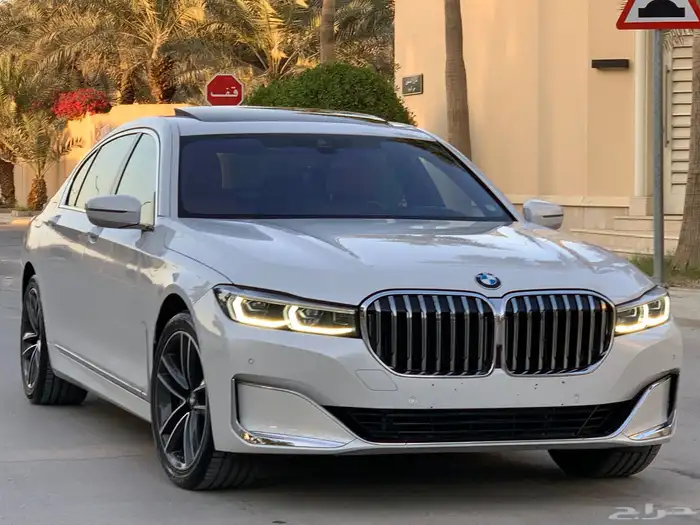 BMW 730i 2020 عداد قليل 23