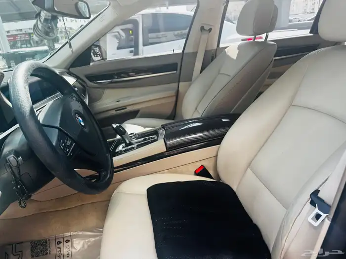 بي ام 730 2013 14