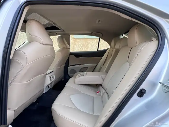 تويوتا كامري قراندي V6   2020 16