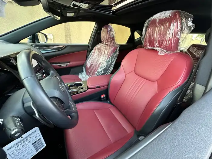 لكزس NX350h شبه جديده ماشيه 16 الف فقط بحاله الوكاله 24