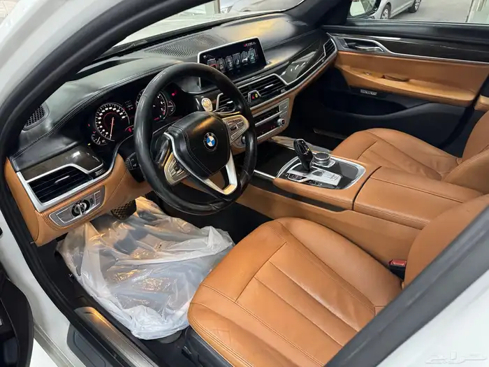 بي ام دبليو 730i 2017 6