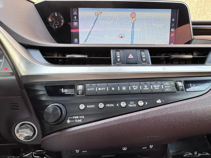 لكزس ES350 نص فل 2020 17