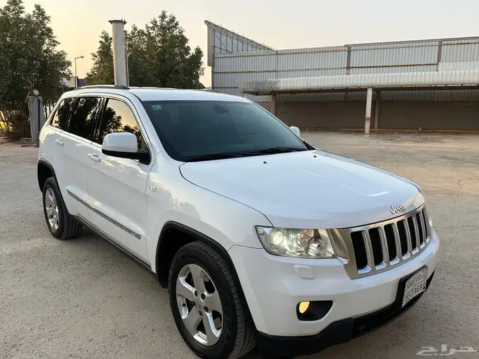 جيب شيروكي موديل 2013 17