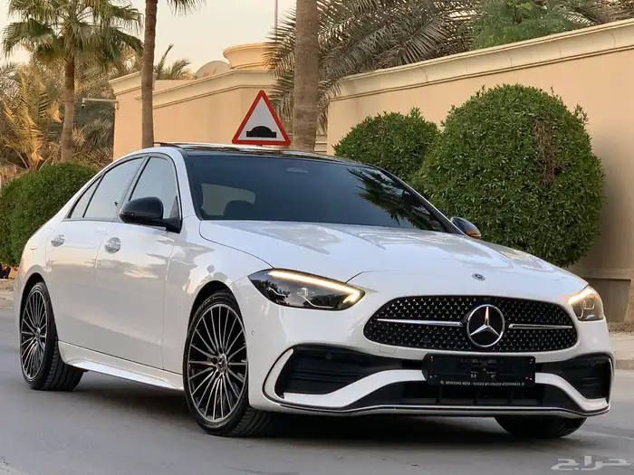 مرسيدس C200 موديل 2023 بحالة الوكاله ممشى 37 الف 1