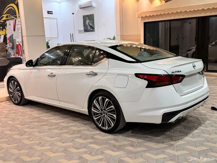 نسيان التيما فل كامل موديل 2023 8