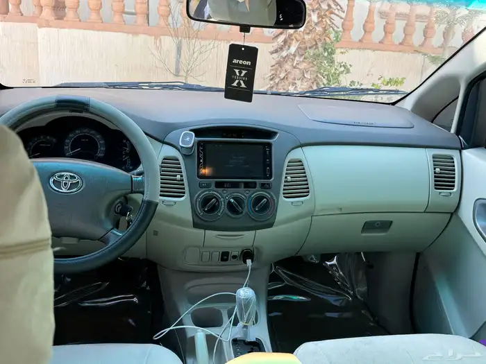 أنوفا موديل 2011 3