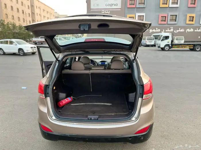 توسان موديل 2010 10