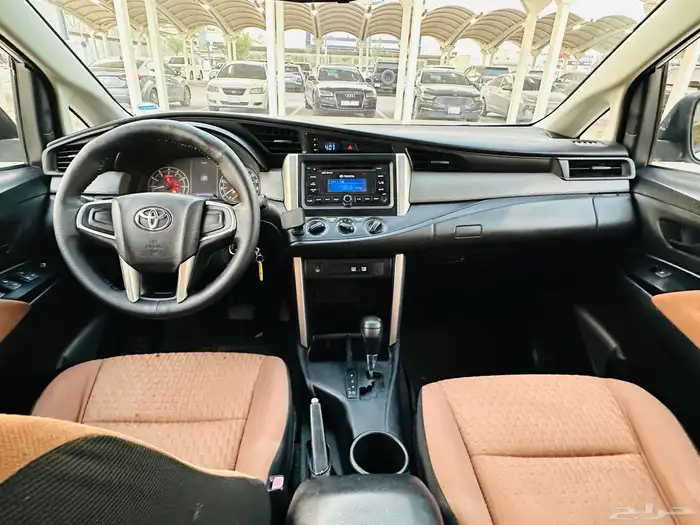 للبيع تويوتا انوفا 2016 ( 7 مقاعد) السعر 44 ألف 14