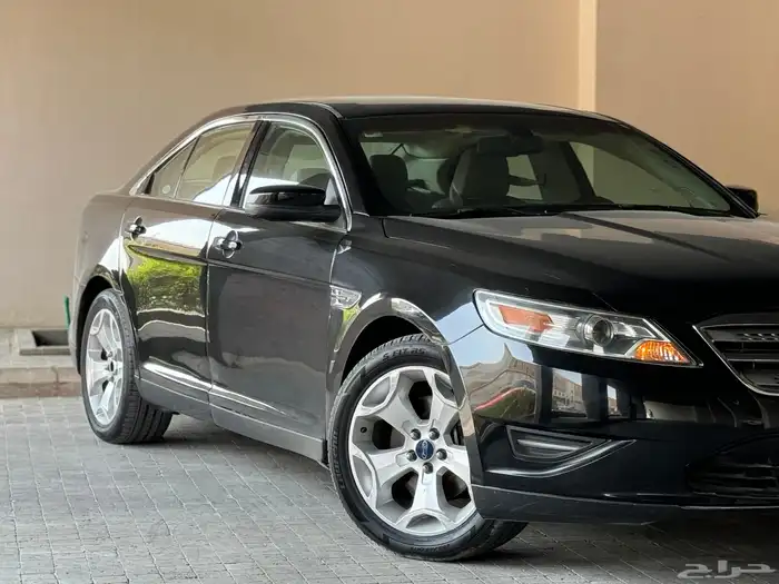 فورد تورس موديل 2011 نظيف جدا 8