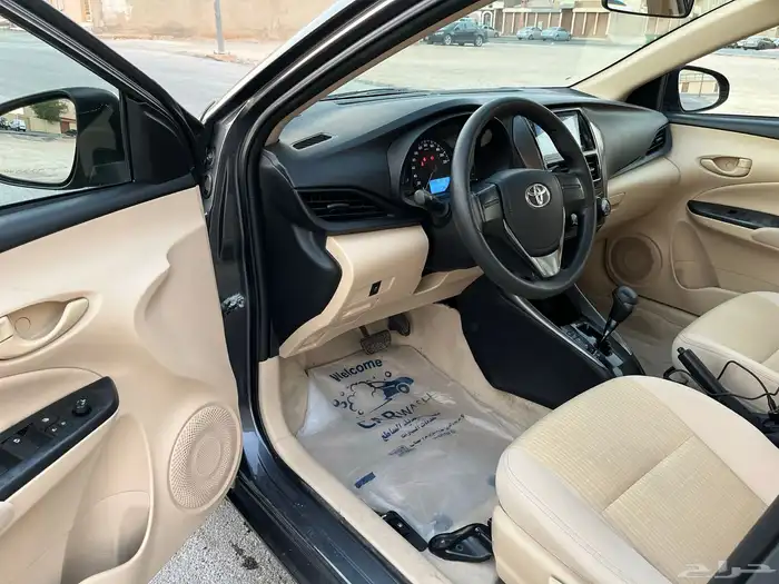 للبيع تويوتا يارس 2022 6