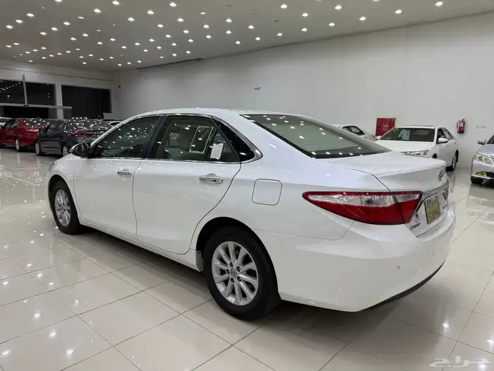 كامري 2017 ليميتد عداد 146 نظيف جدا 8