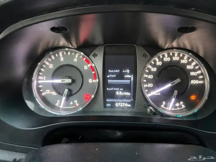 للبيع هايلكس مديل 2024 ديزل 17