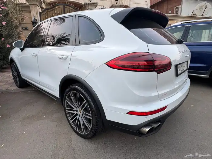 بورش كايين اس 2016 مخزن نظيف جدا 4