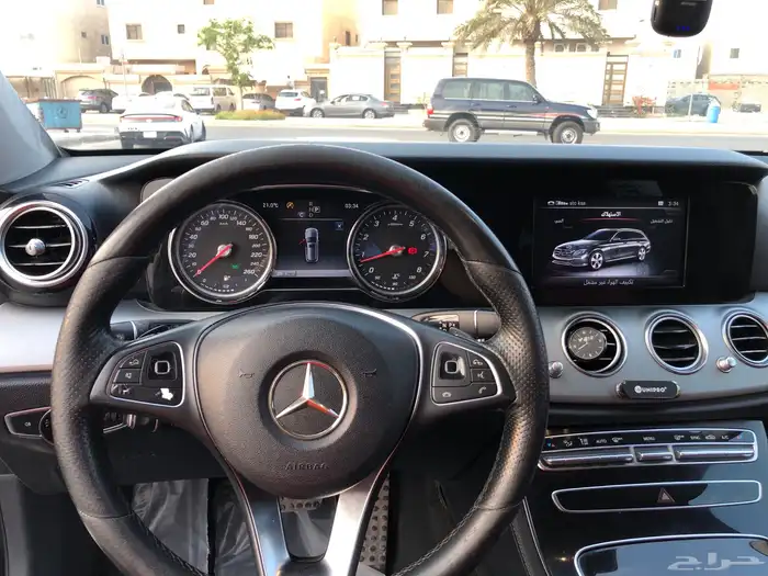 مرسيدس بنز E 2018 19