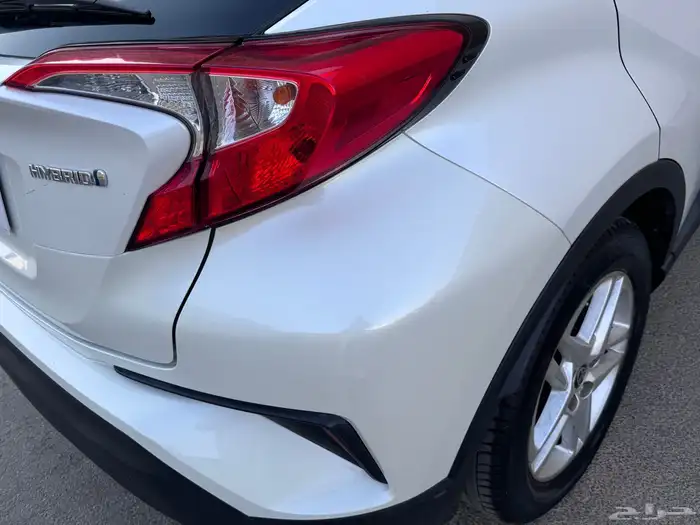 تويوتا هايبرد CHR 2022 اقتصادية بالبنزين 14