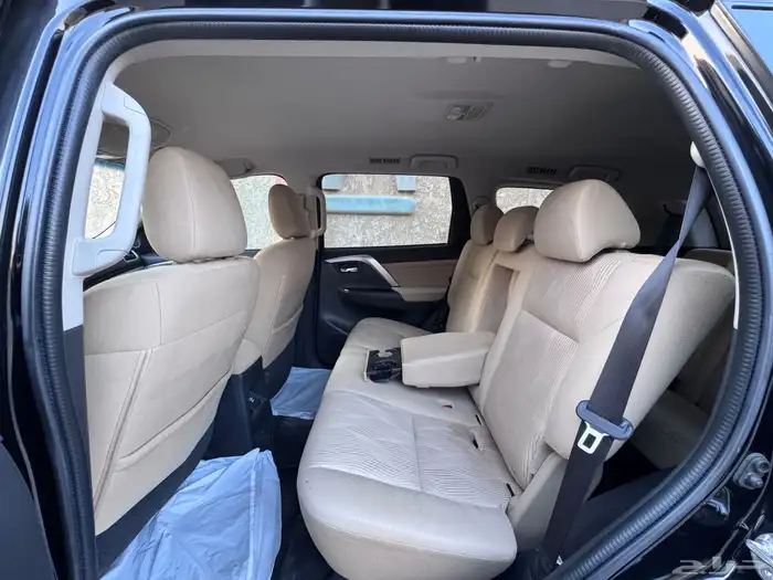 مستبيشي مونتيرو 2020 بحالة ممتازة 19