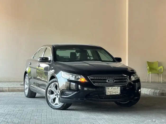 فورد تورس موديل 2011 نظيف جدا 9