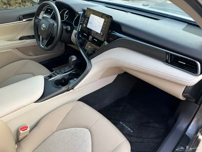 تويوتا كامري 2024 GLE (هايبرد) 19