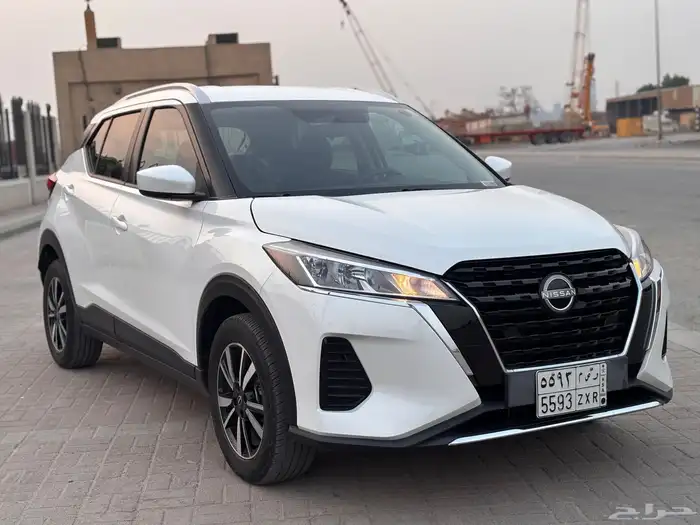 نيسان كيكس 2023 11