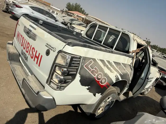 موستبيشي L 200 2023 ديزل تماتيك دبل 2