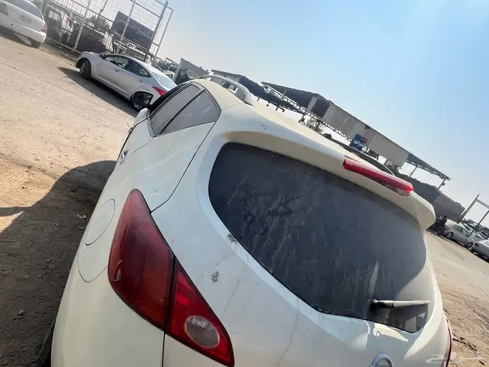 نيسان ميرانو 8