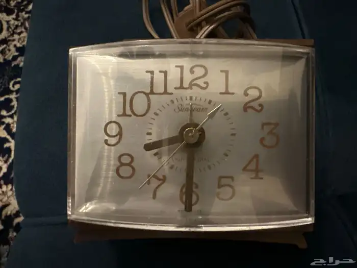 ساعة أمريكية 0