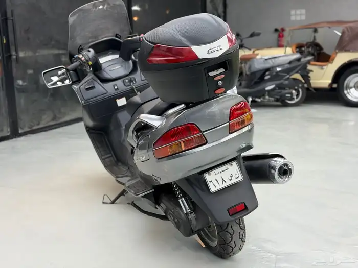 دباب سوزوكي SKY WAVE 650 4