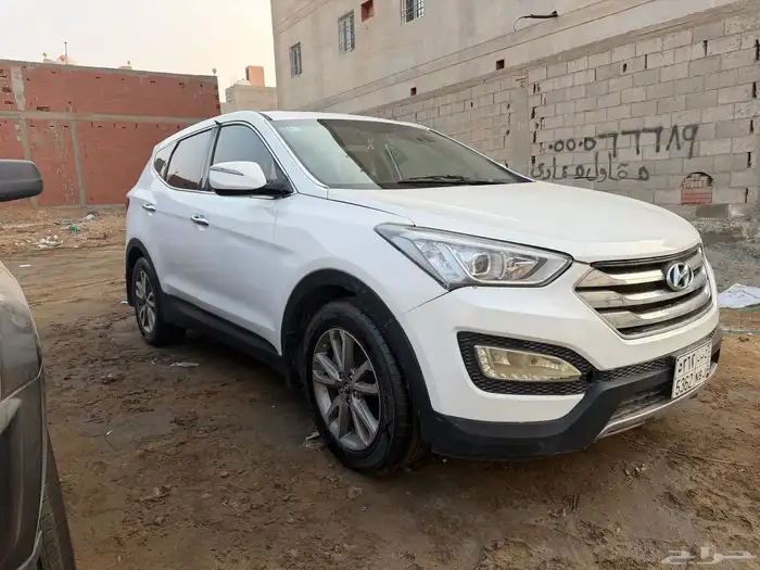 سيارتين للبيع تايوتا انوفا 2012 وهونداي سنتافي 2014 10