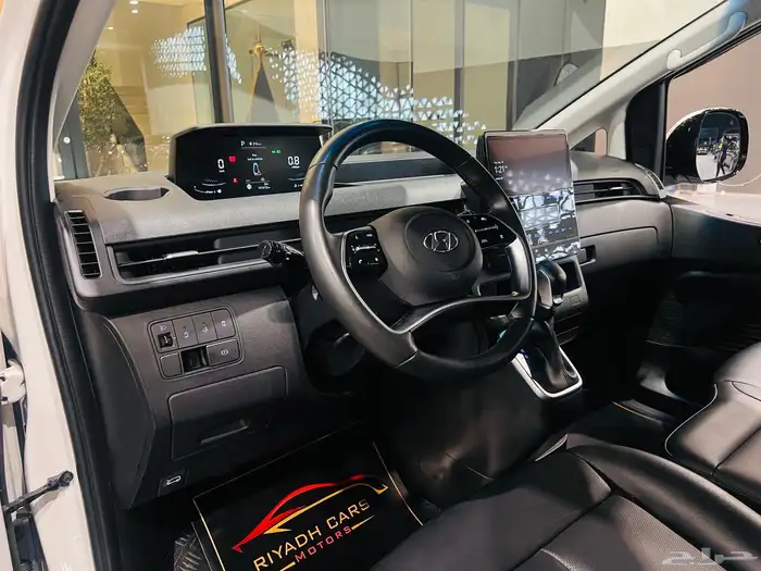 هيونداي ستاريا اعلي فئة 2022 (بحالة الوكاله) 17