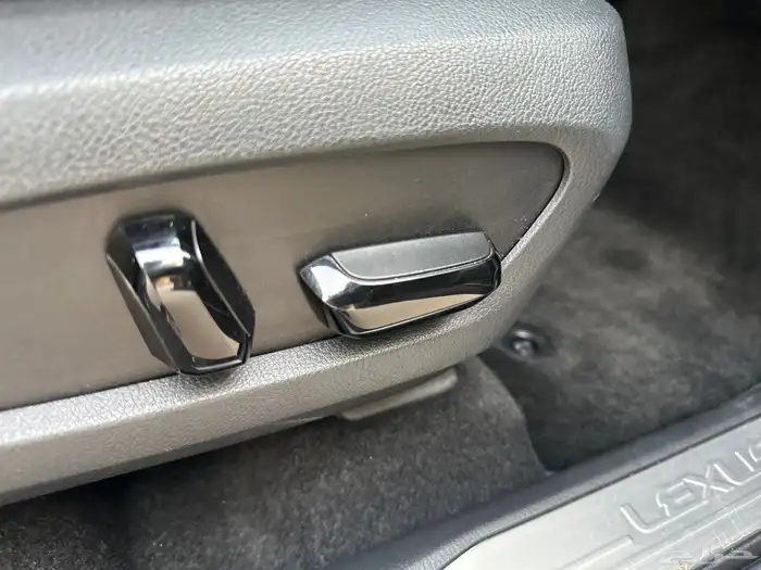 لكزس NX350h شبه جديده ماشيه 16 الف فقط بحاله الوكاله 21