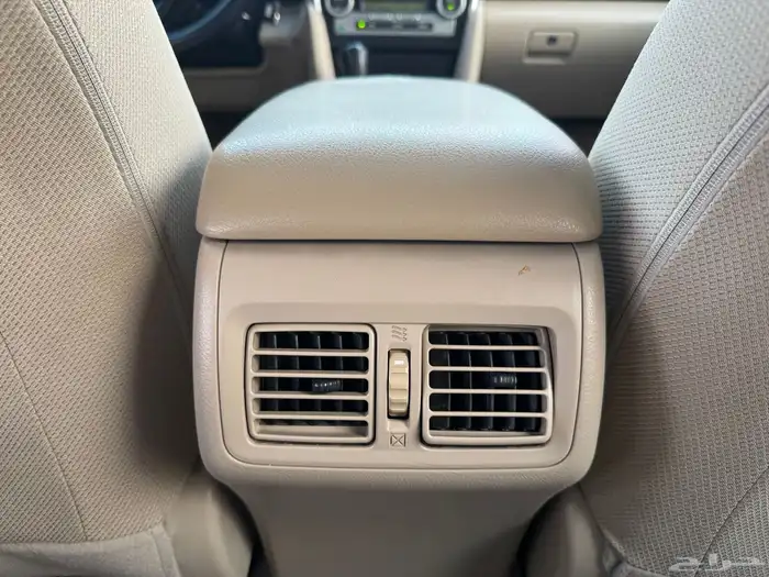 تويوتا كامري 2017 فل كامل GLX ابيض لولي 27