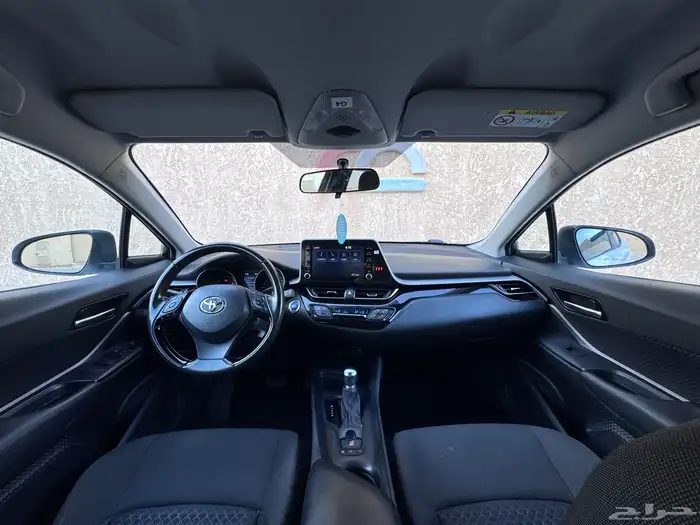 تويوتا هايبرد CHR 2022 اقتصادية بالبنزين 22