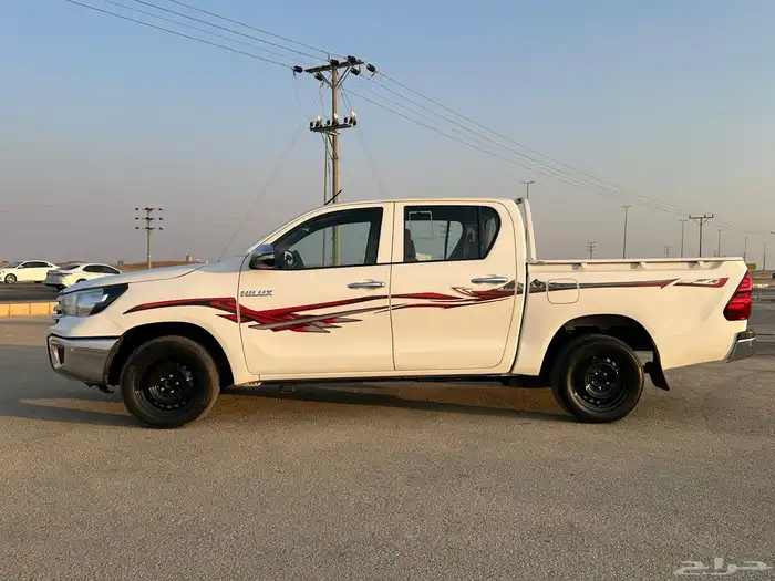 هايلوكس 2017 غمارتين بالمجمعه 1