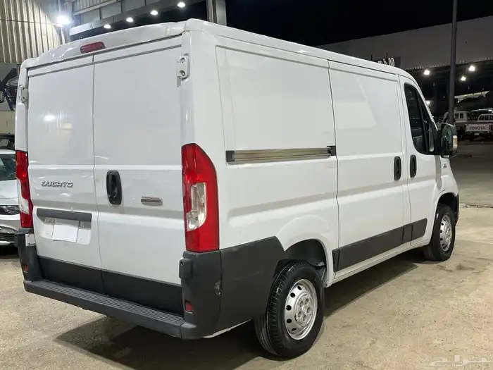 باص 2020 بضاعه ديزل قير عادي 9