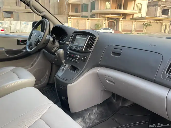 هونداي H1 2021 ديزل 12 راكب ماشي قليل 15