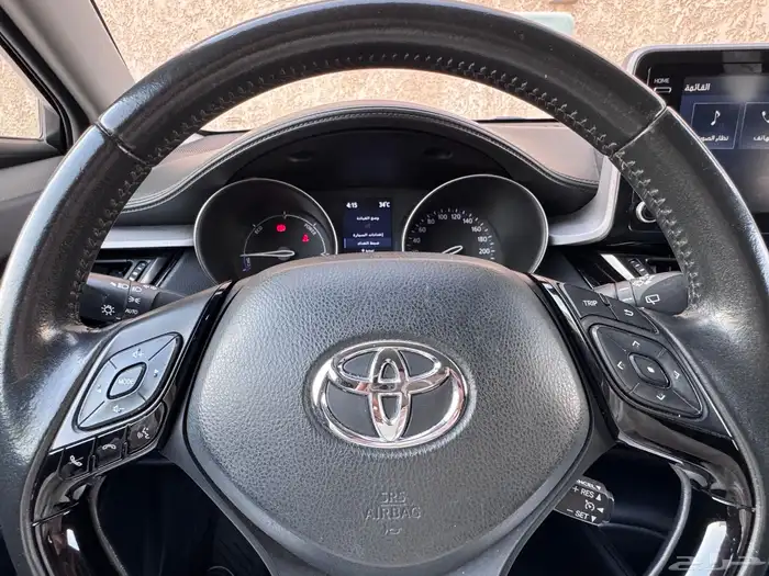 تويوتا هايبرد CHR 2022 اقتصادية بالبنزين 18