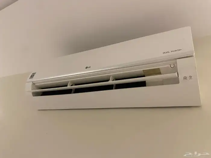 مكيف LG سبليت سمارت نظيف جد ا   مع ريموت وضمان 10 سنوات 2