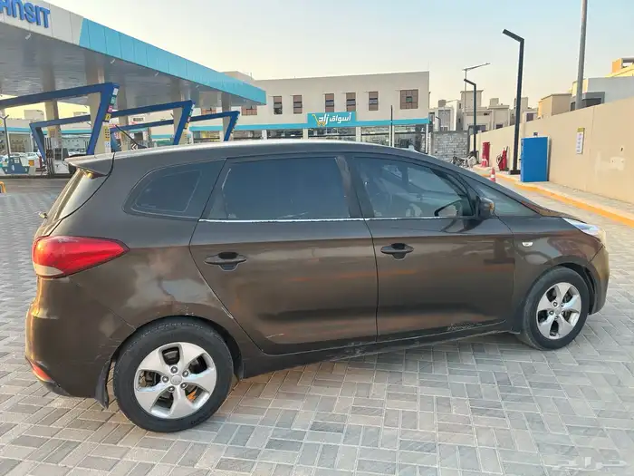 كيا كارينز 2017 4