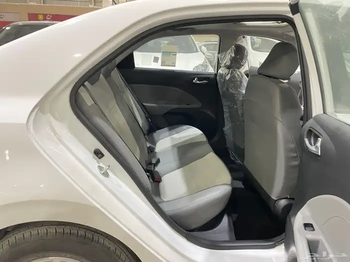 كيا بيجاس 2025 قير اتوماتيك- فتحه سقف ( بنزين ) 1.4L 10