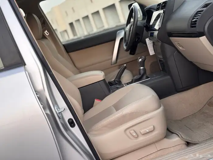 تويوتا برادوTXL 2022فل كامل عداد 39 الف 19