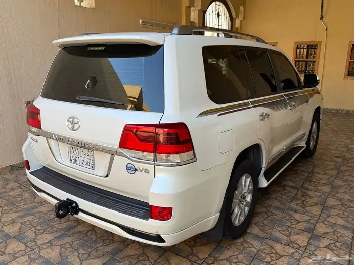 لاندكروزر جكسار 2017 فل كامل 1