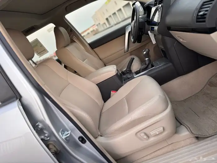 تويوتا برادوTXL 2022فل كامل عداد 39 الف 17