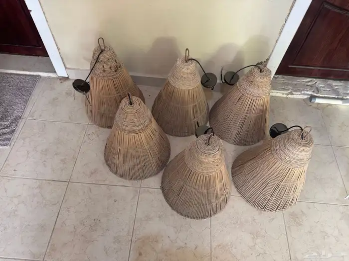 اثاث وطاولات 2