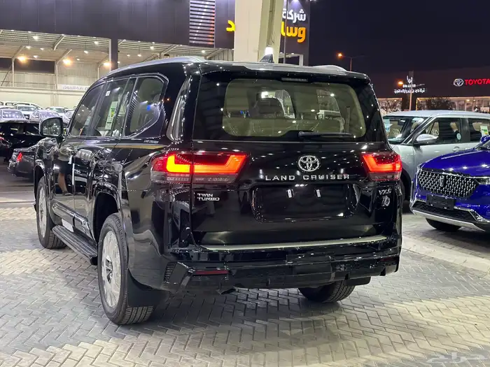 تويوتا لاندكروزر الموديل2025 فل كاملVX.S اقل سعر في السوق 4