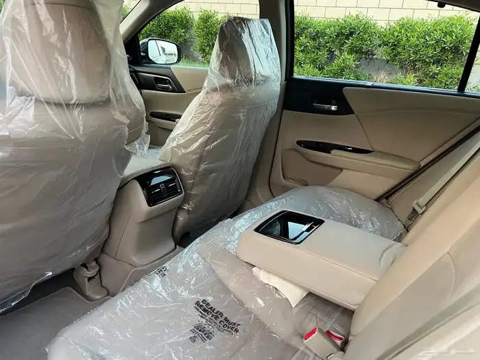 هوندا اكورد 2017 V6 sport نظيفة جدا 33