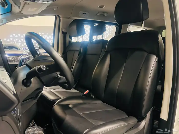 هيونداي ستاريا اعلي فئة 2022 (بحالة الوكاله) 4