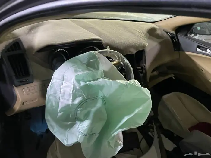 سوناتا 2013 قطع غيار فقط 4