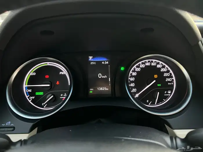 تويوتا كامري 2024 GLE (هايبرد) 12