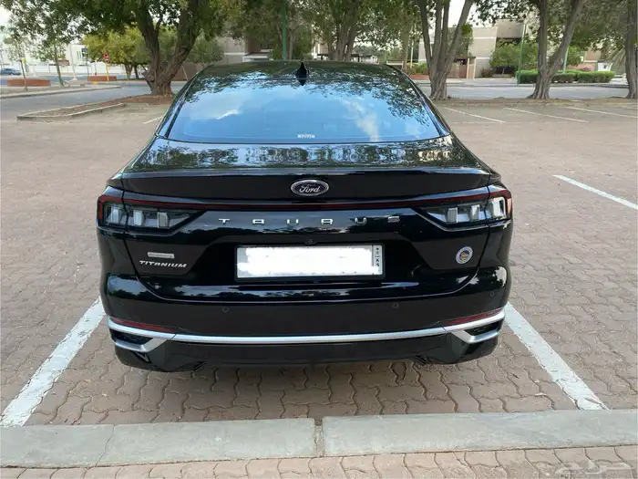 2023 فورد توروس تيتانيوم فل كامل 3